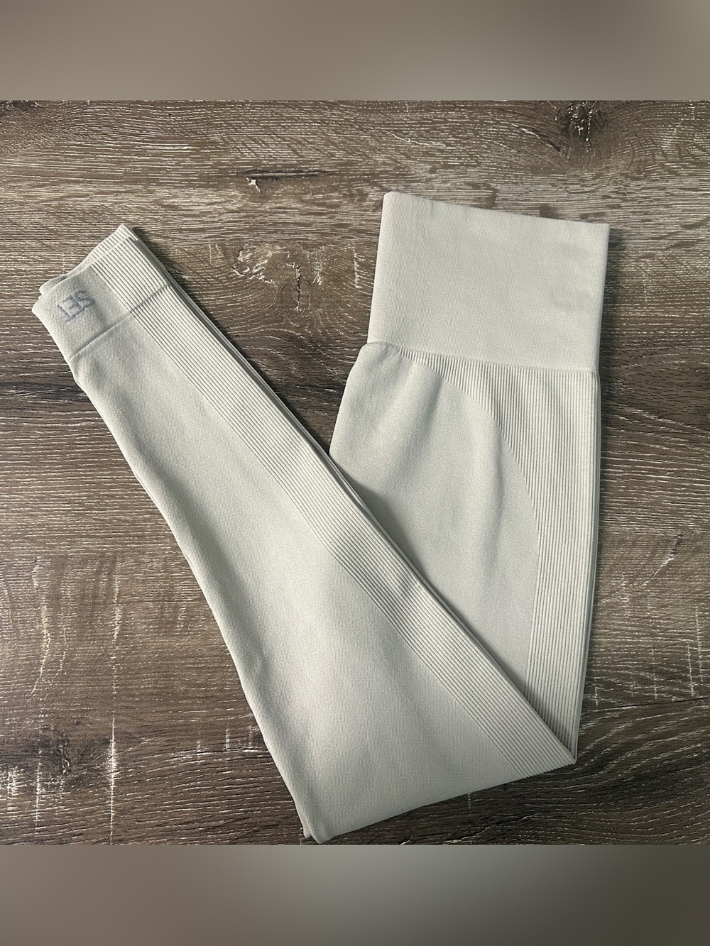 SET Active - Seamless High-Rise Contour Leggings - Cream - Size Medium